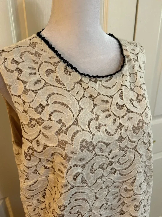 Tommy Hilfiger cream & black lace popover dress, size 14 - Picture 2 of 6